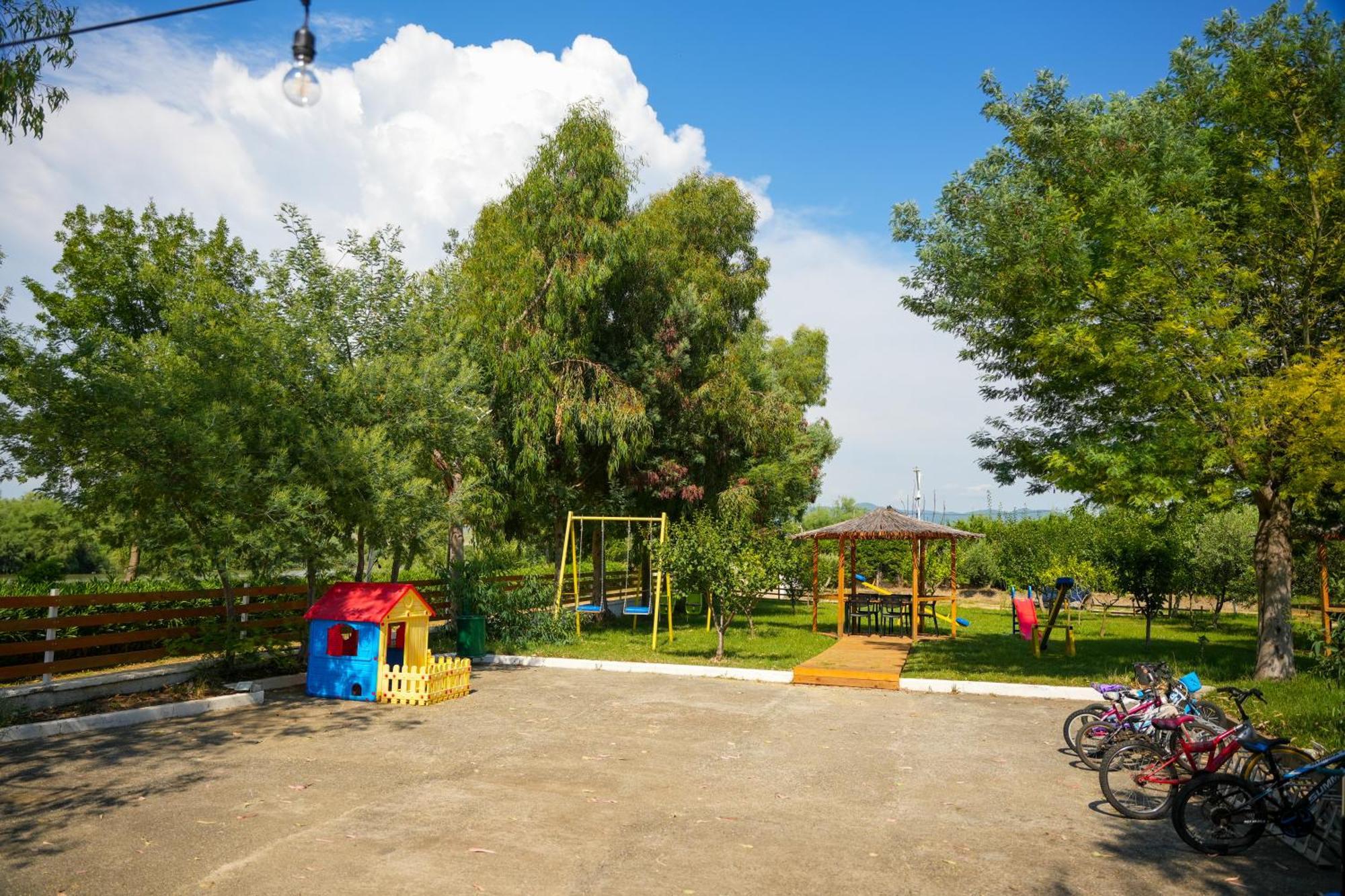 Lezhë Paradise Laguna Vain מראה חיצוני תמונה